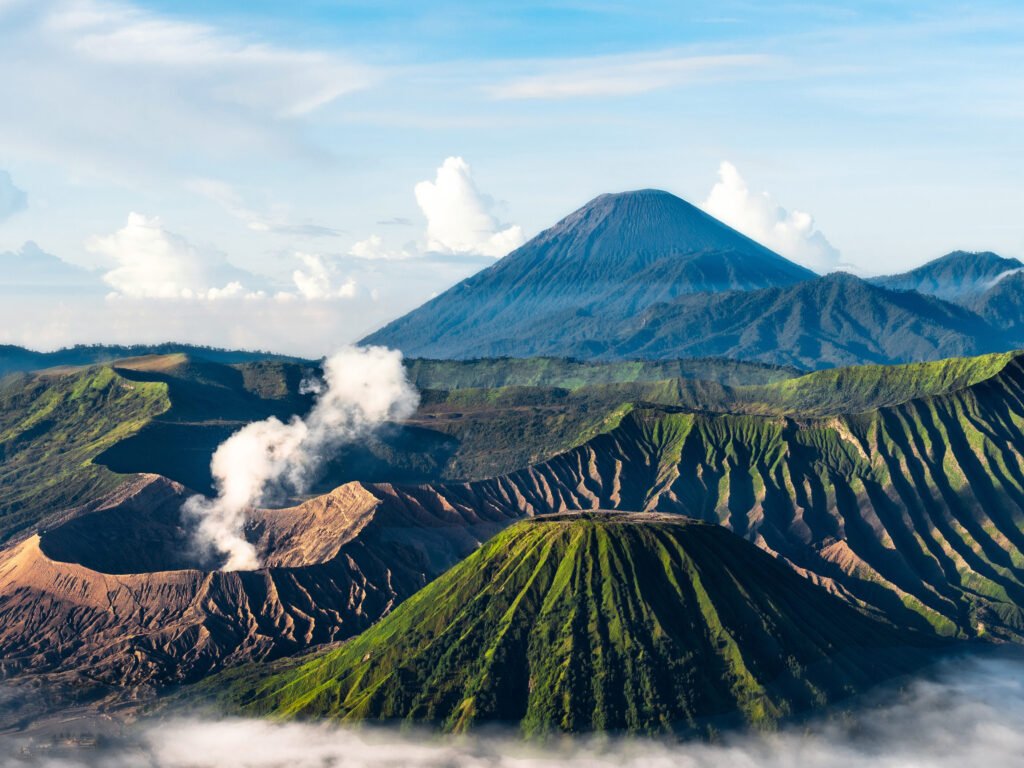 mountainous-landscape-with-fog (1)